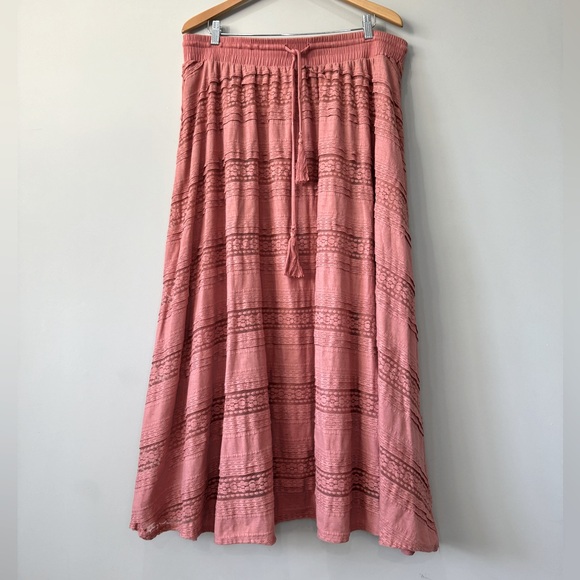 Torrid Maxi Lace A line Elegant Pink Women's Skirt size 2X - Picture 2 of 15